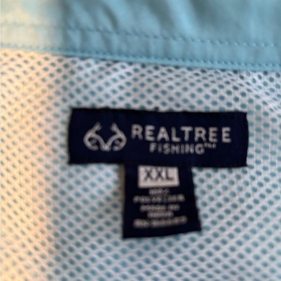 Men’s Realtree Button Down Fishing Shirt - Size XXL - Picture 5 of 5